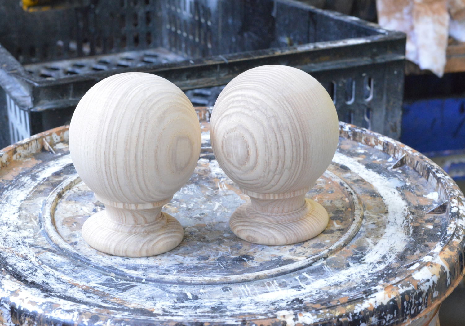 2_Spherical_finials-1500